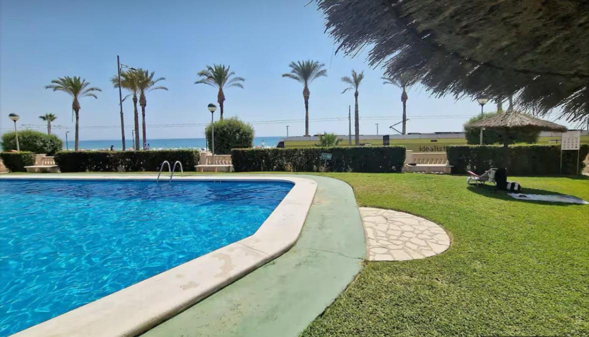 All In One Ground Floor With Terrace Next To Sea El Campello Exterior foto